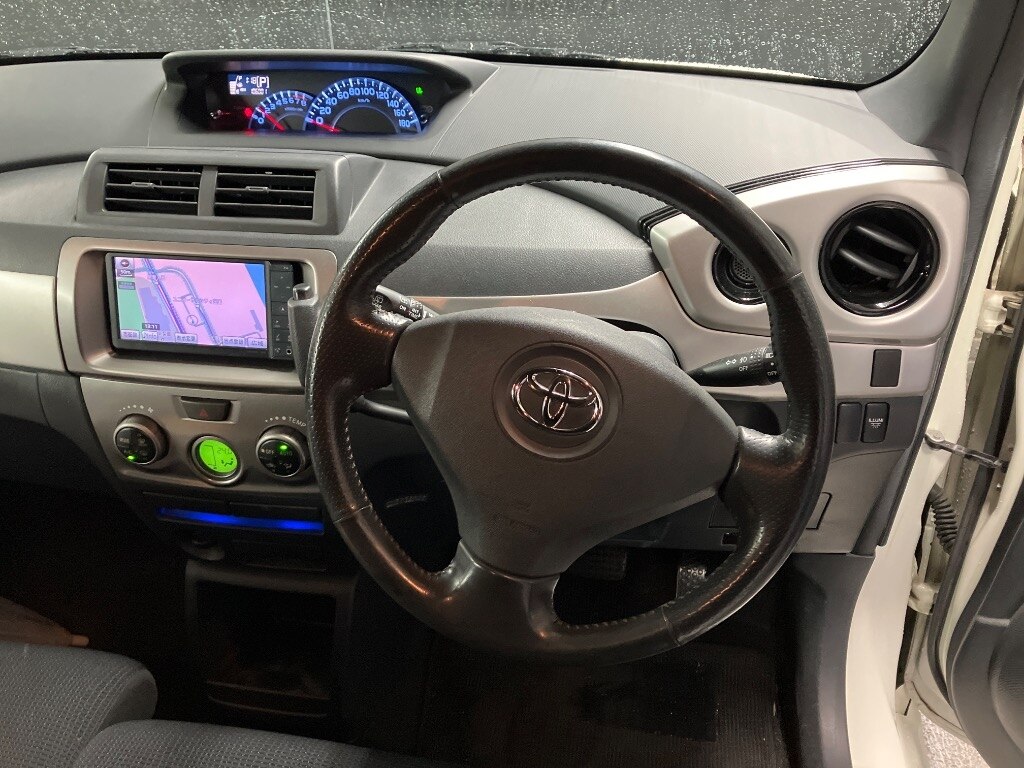 TOYOTA BB
