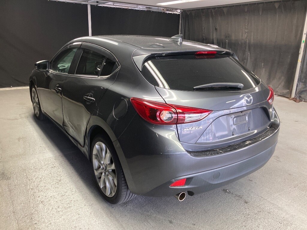 MAZDA AXELA