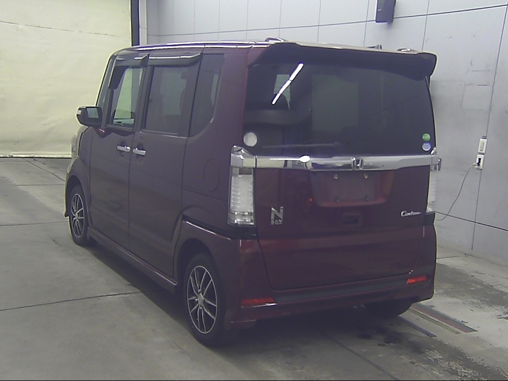 HONDA N-BOX