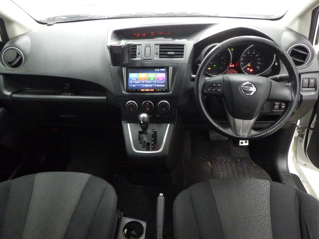 NISSAN LAFESTA