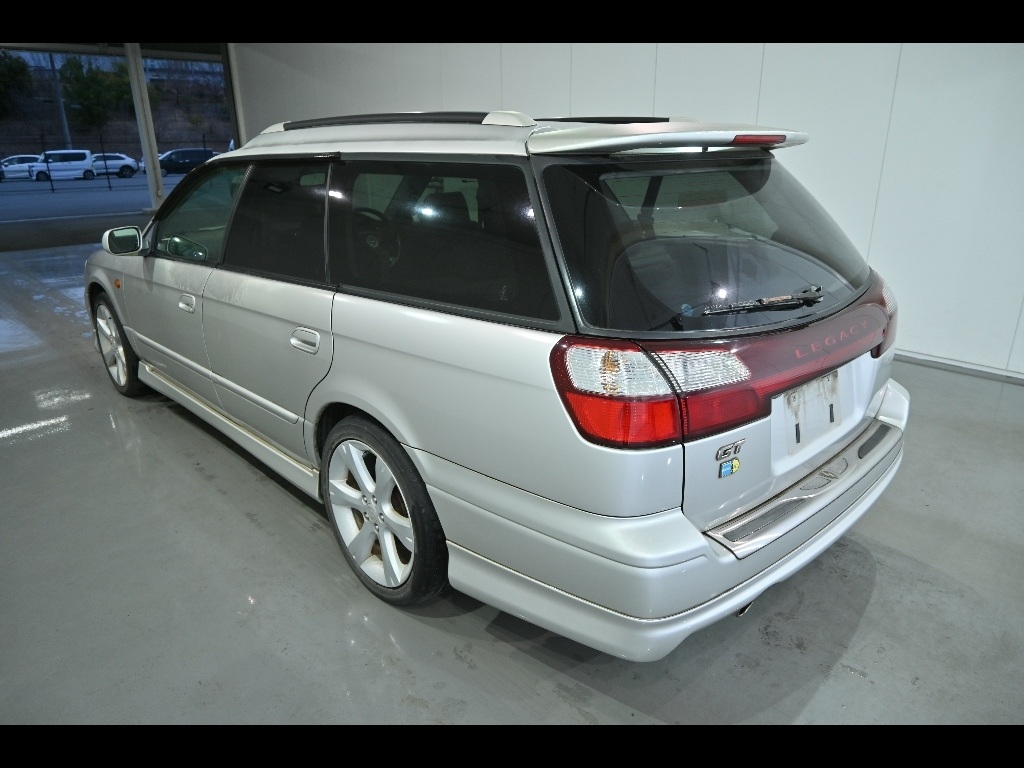 SUBARU LEGACY