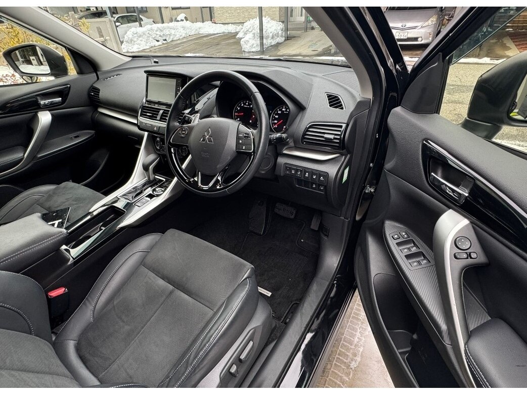 MITSUBISHI ECLIPSE CROSS