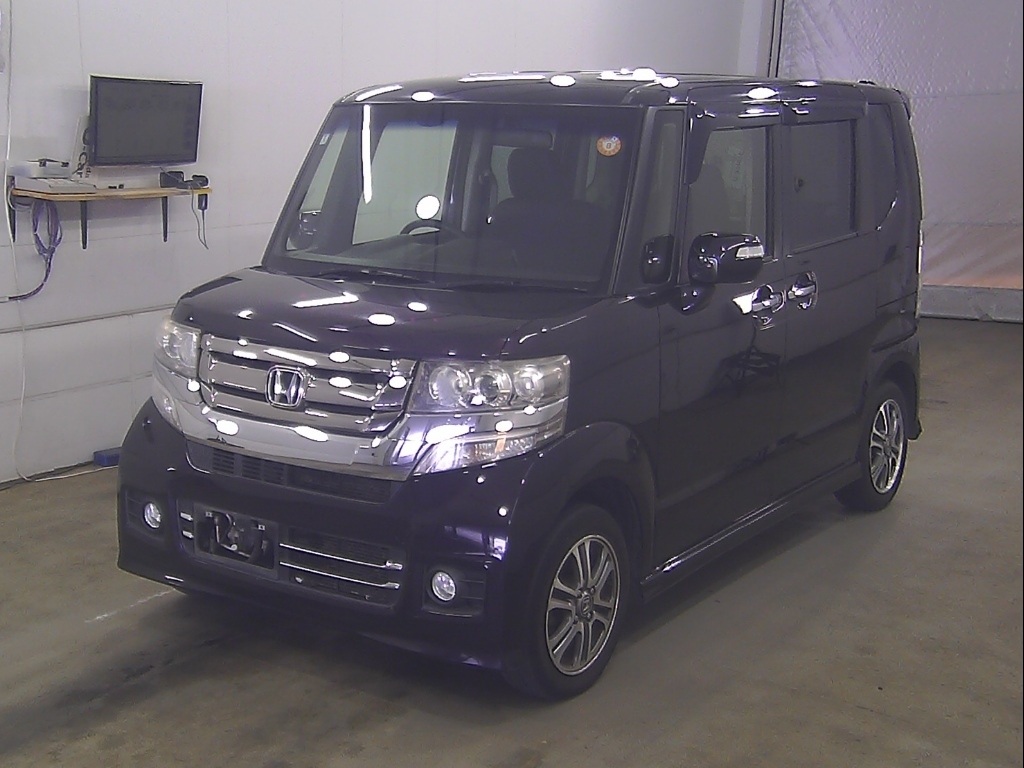 HONDA N-BOX