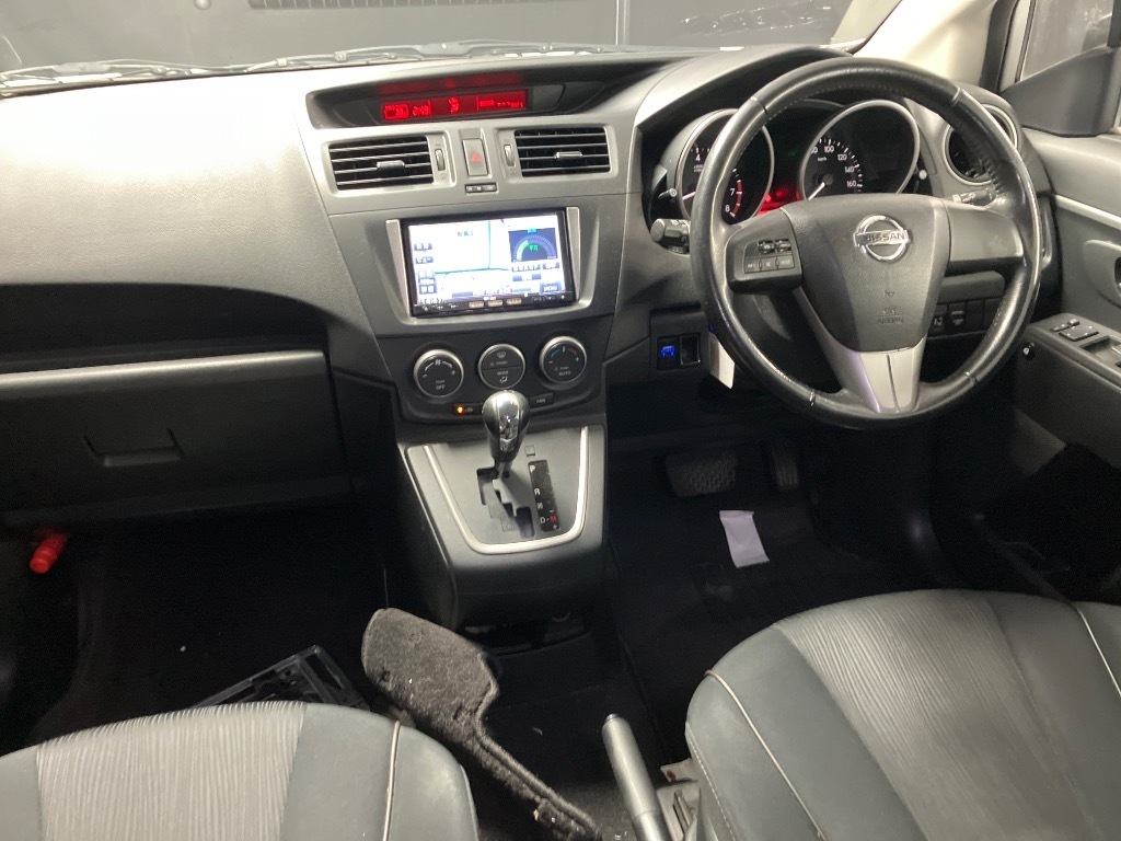 NISSAN LAFESTA