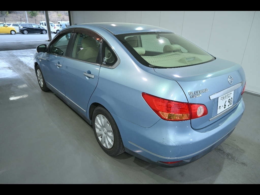 NISSAN BLUEBIRD SYLPHY