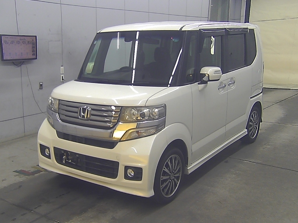 HONDA N-BOX