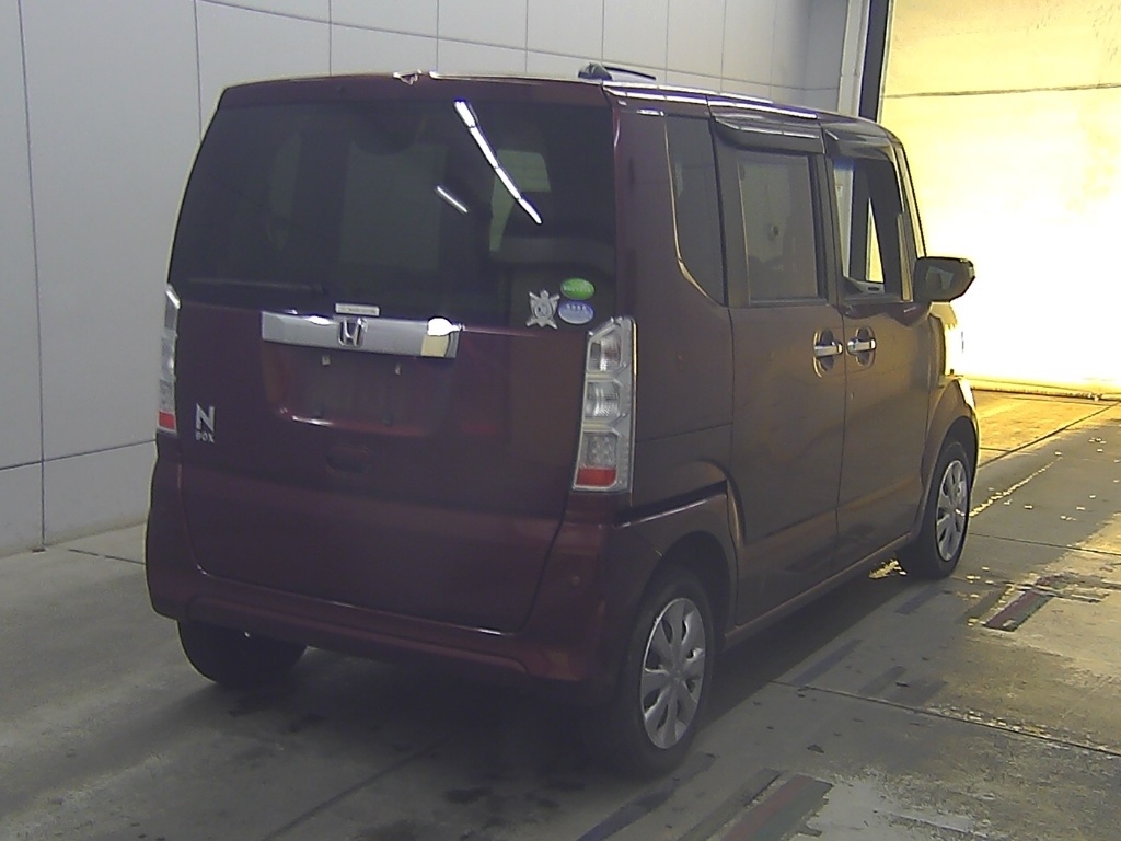 HONDA N-BOX