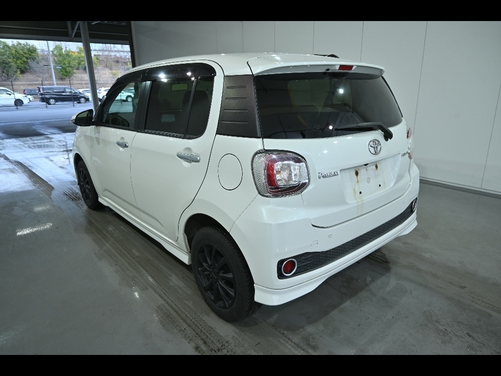 TOYOTA PASSO