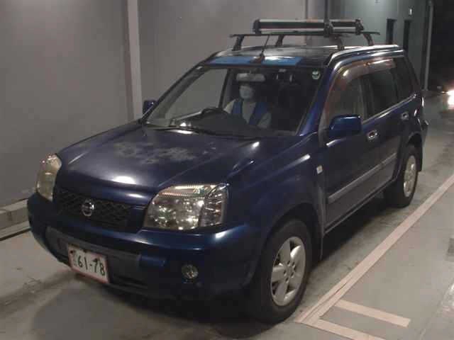 NISSAN X-TRAIL