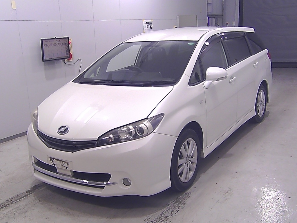 TOYOTA WISH