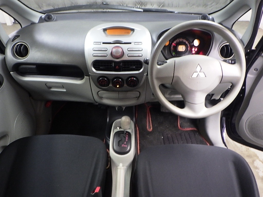 MITSUBISHI I