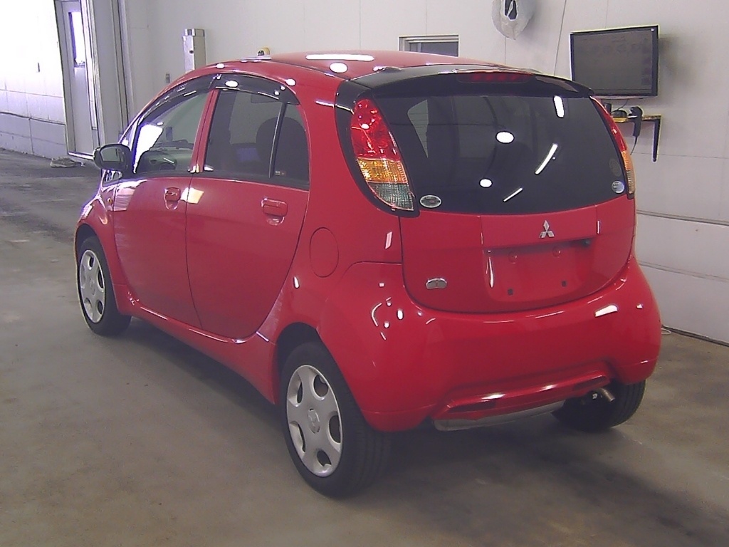 MITSUBISHI I
