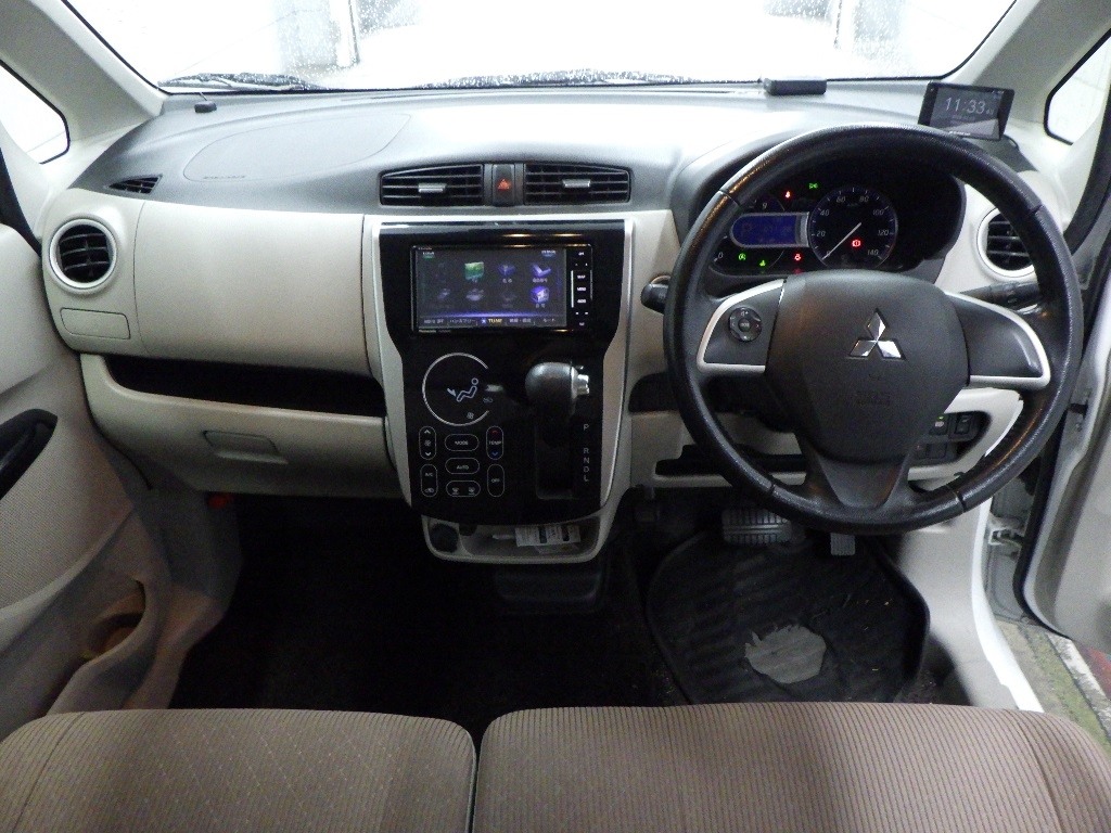 MITSUBISHI EK WAGON