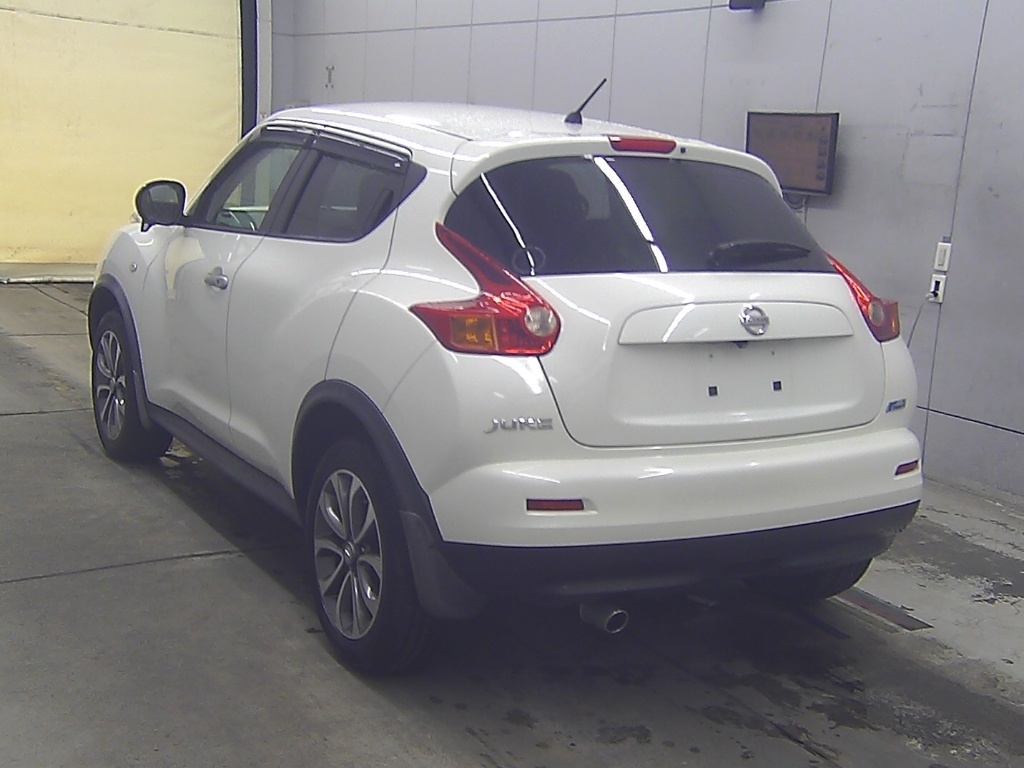 NISSAN JUKE
