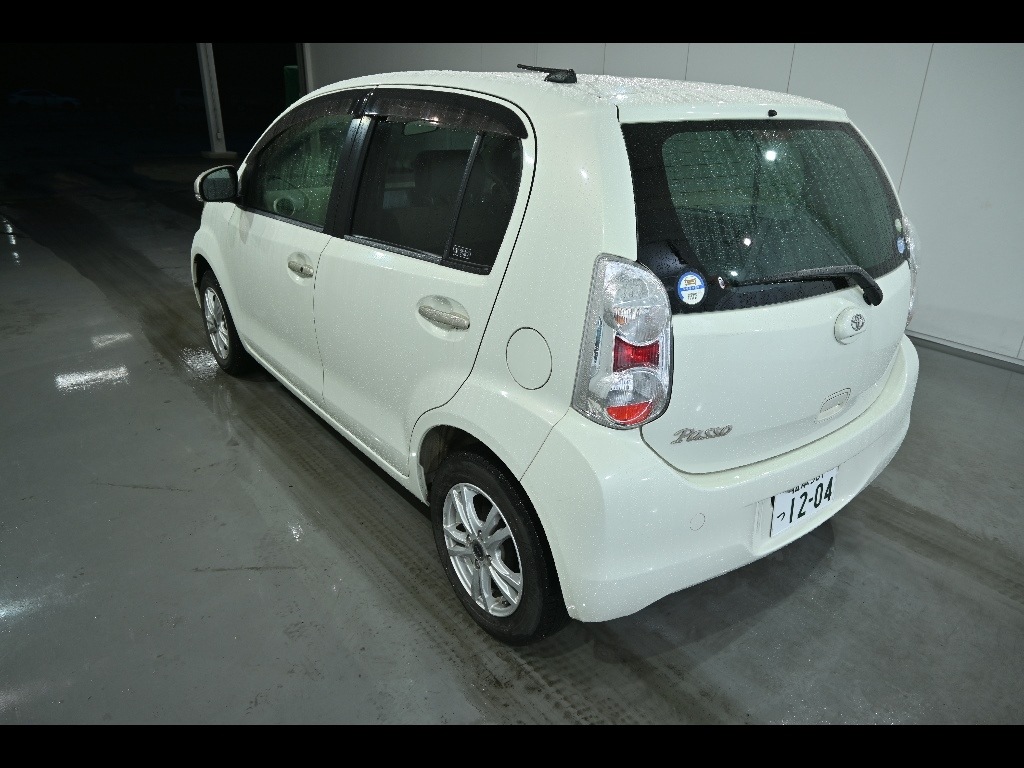 TOYOTA PASSO