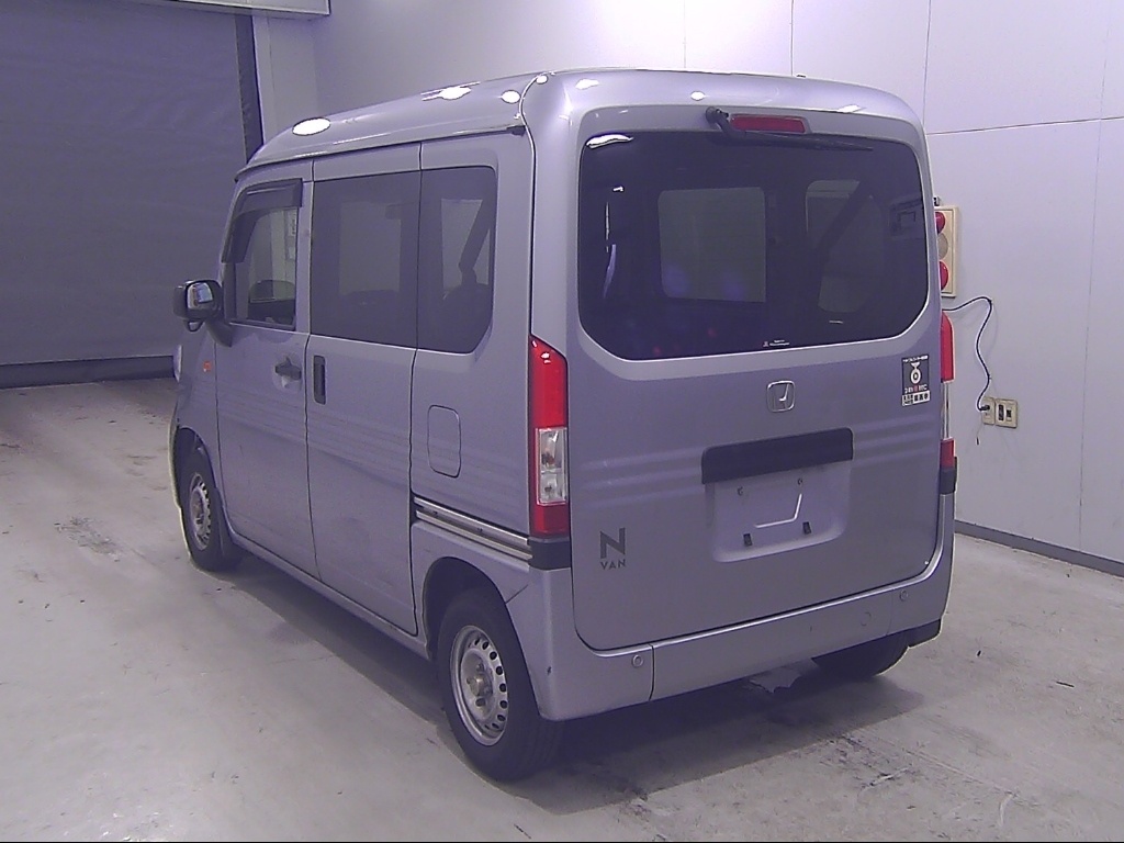 HONDA N-VAN