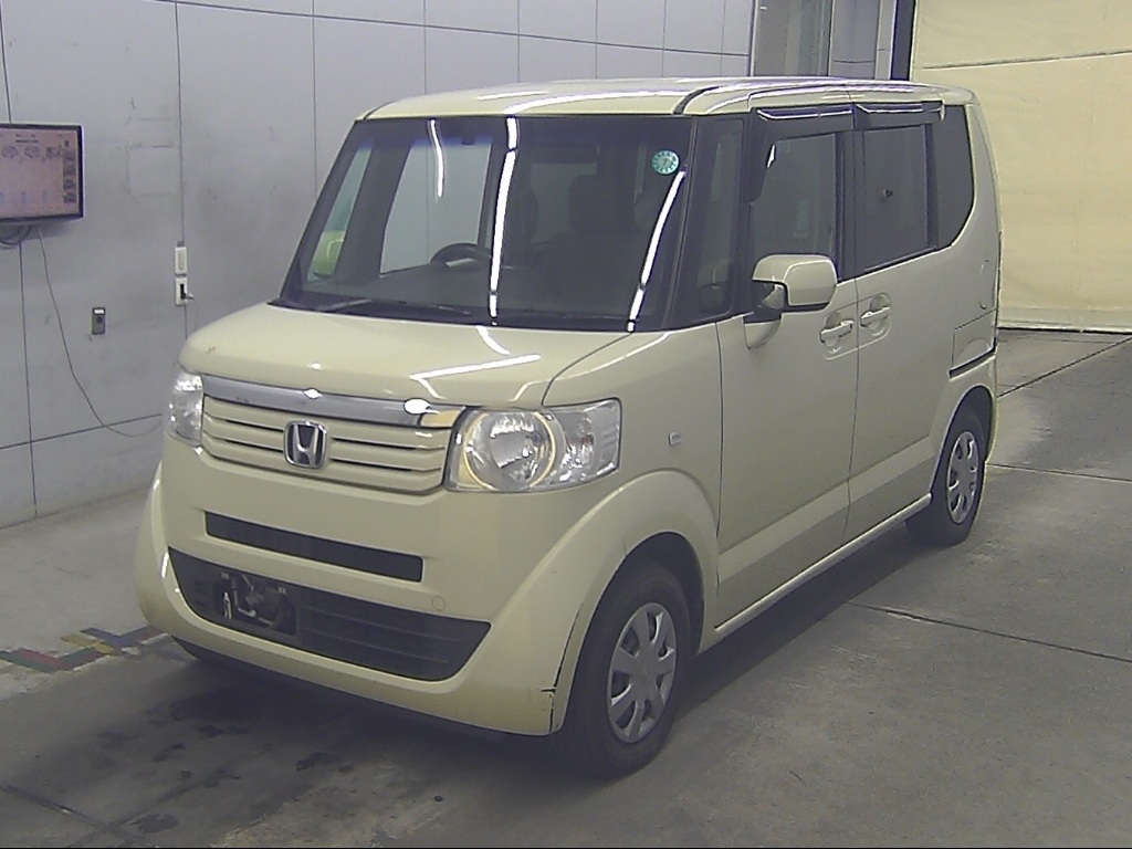 HONDA N-BOX