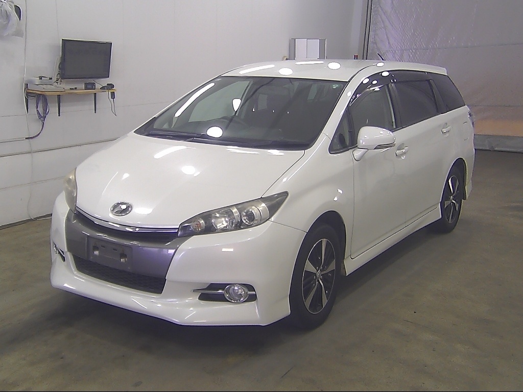 TOYOTA WISH