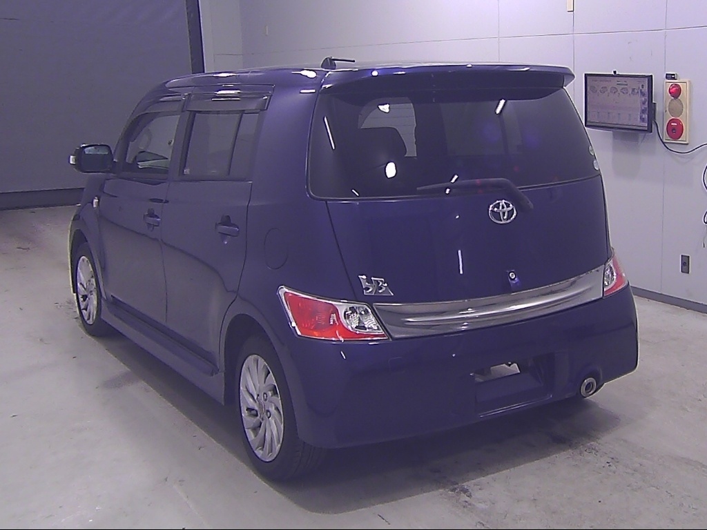 TOYOTA BB