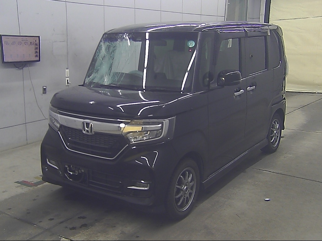 HONDA N-BOX