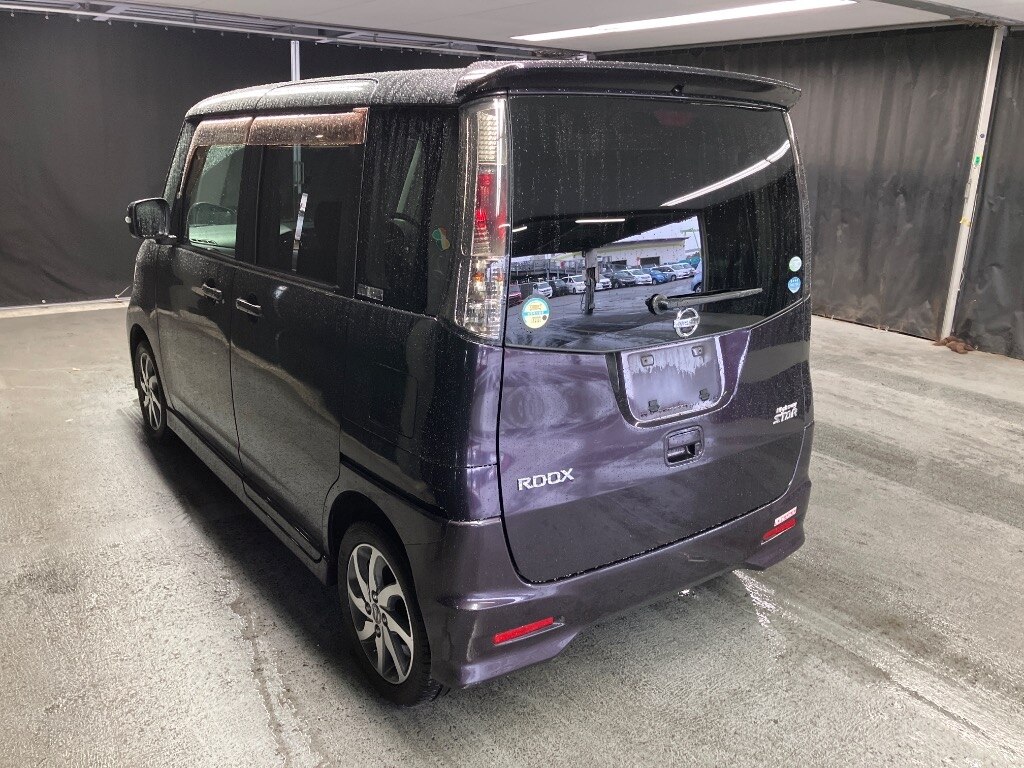 NISSAN ROOX
