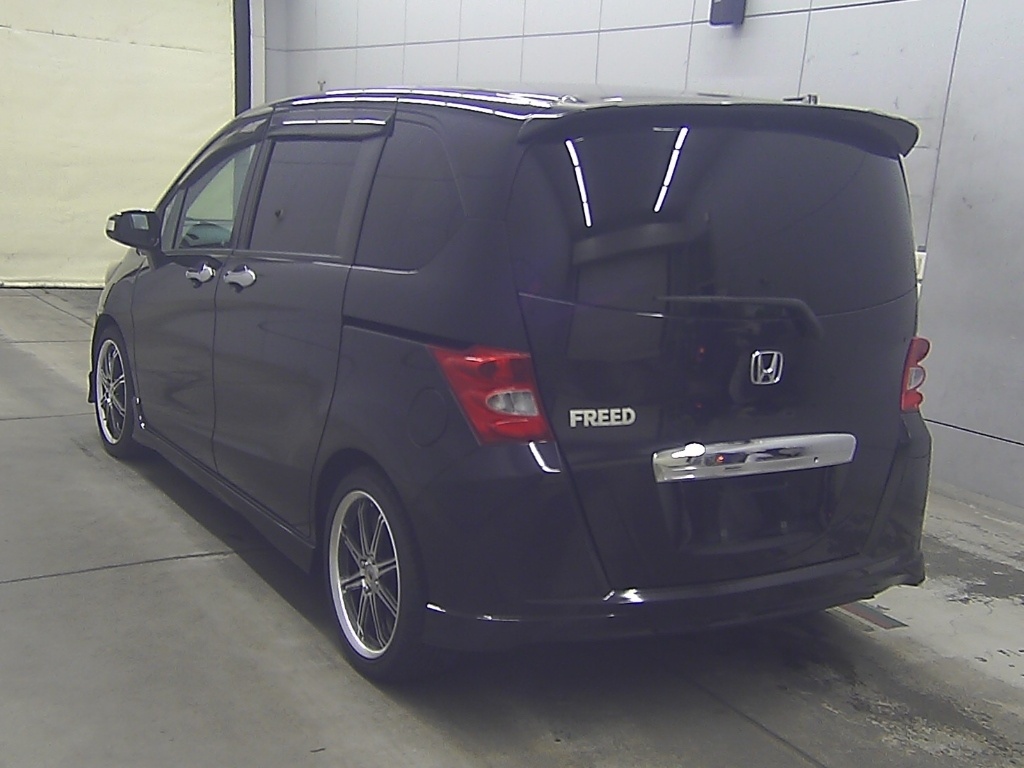 HONDA FREED