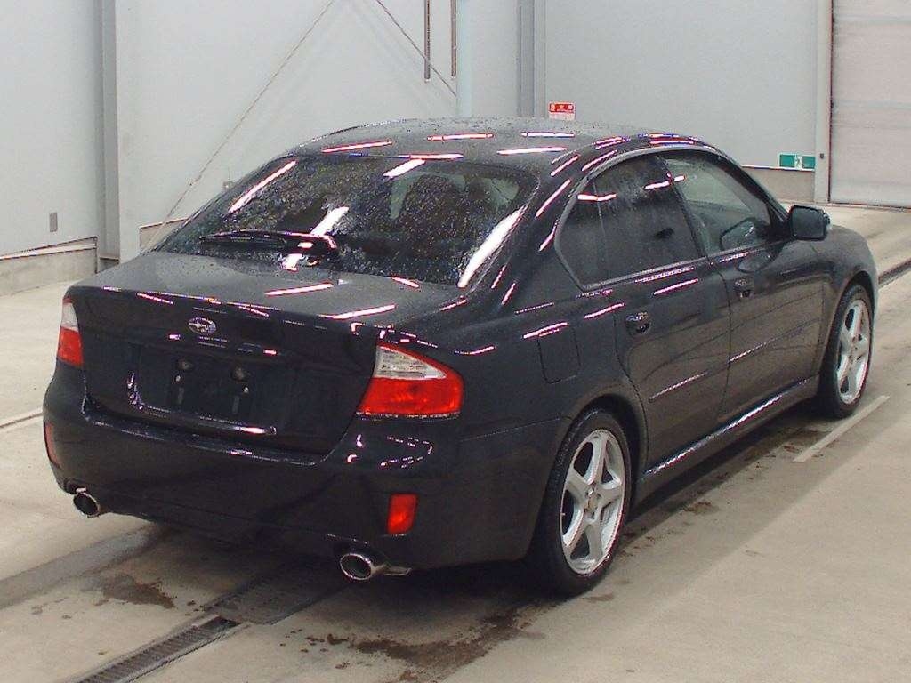 SUBARU LEGACY B4