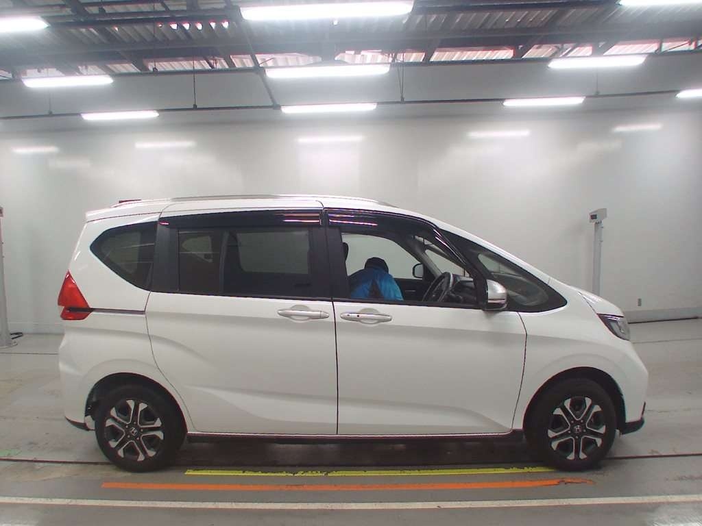 HONDA FREED+