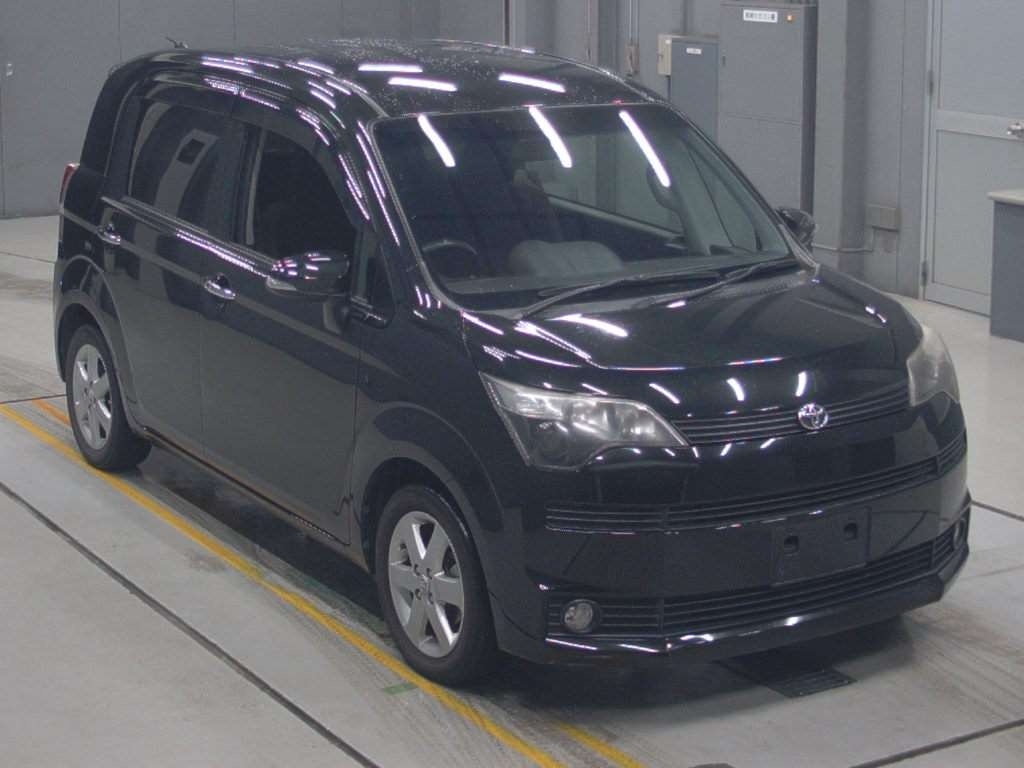 TOYOTA SPADE