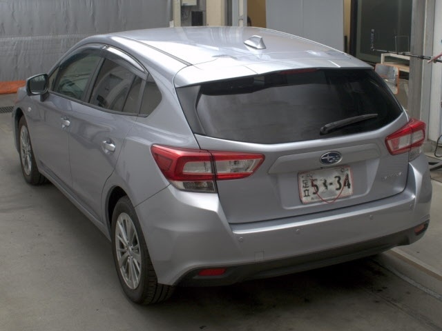 SUBARU IMPREZA