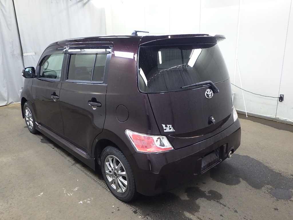 TOYOTA BB