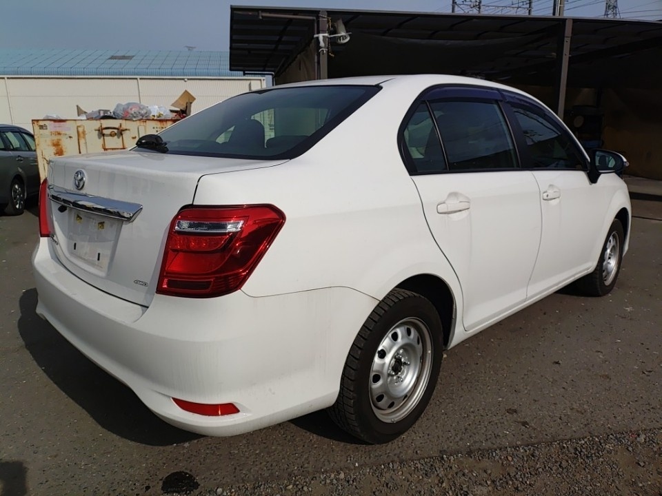 TOYOTA COROLLA AXIO