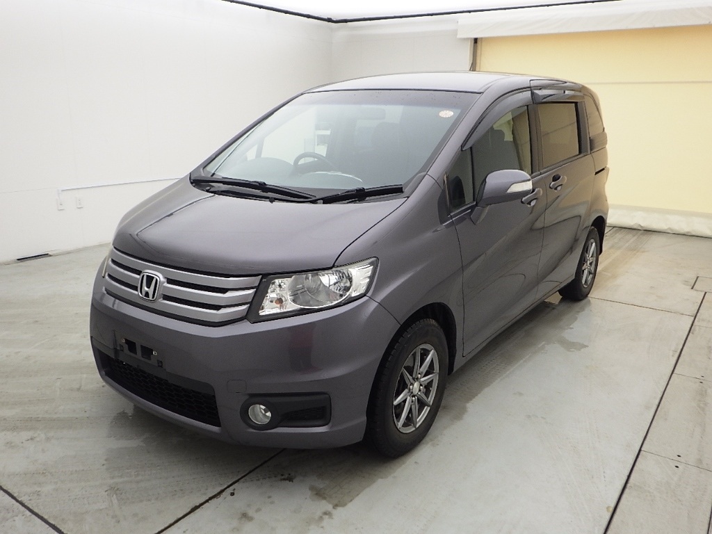 HONDA FREED SPIKE