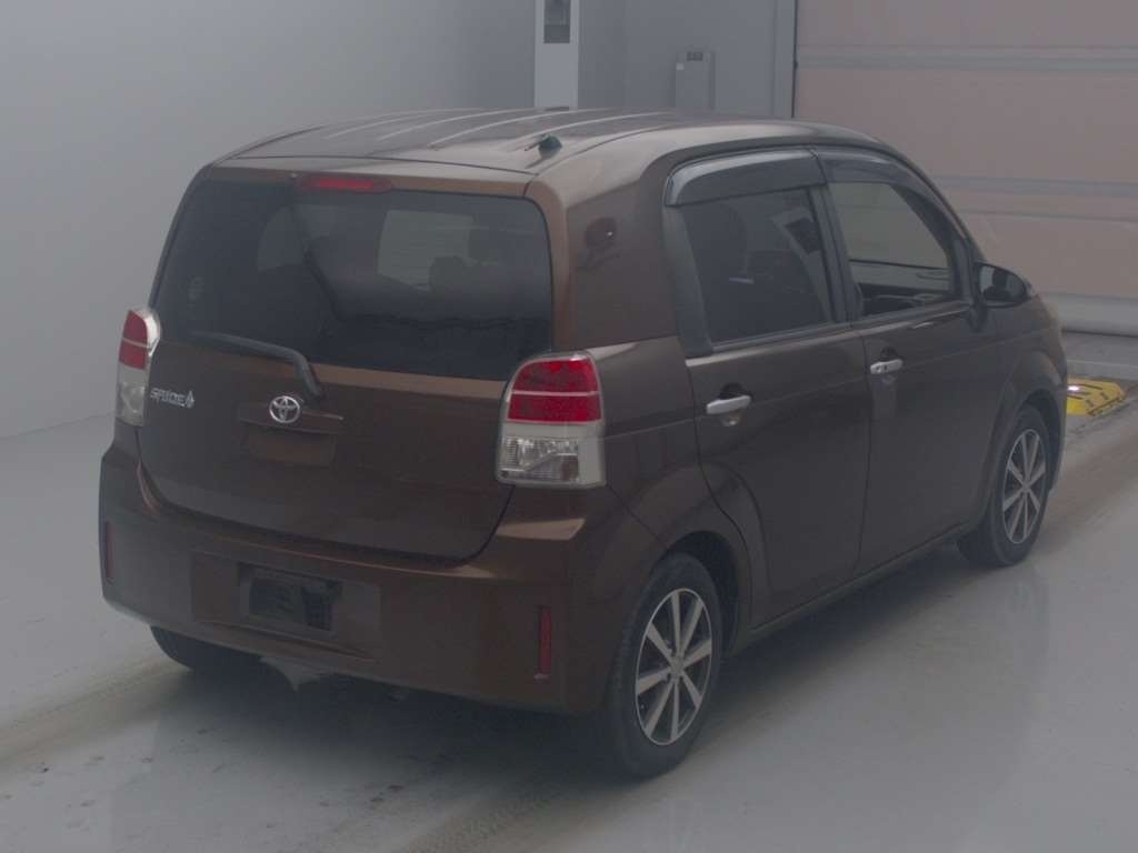 TOYOTA SPADE