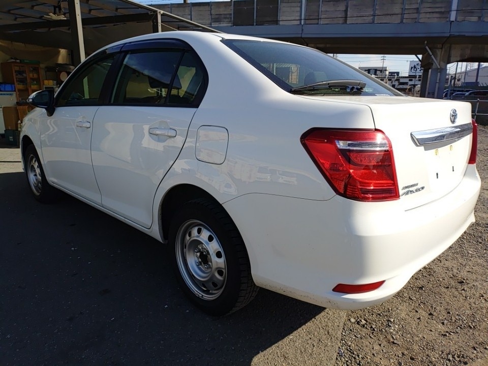 TOYOTA COROLLA AXIO