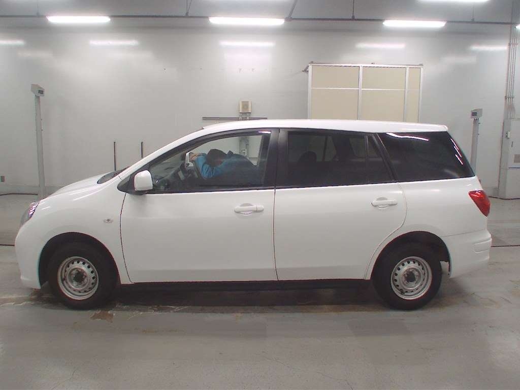 NISSAN AD