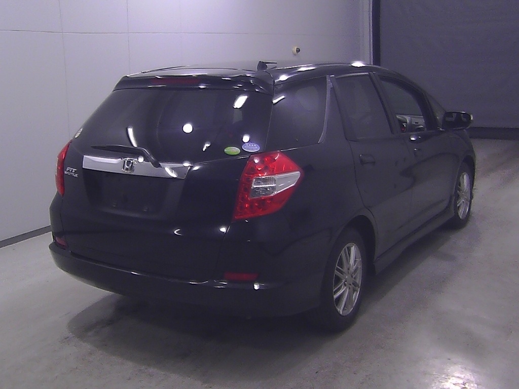 HONDA FIT SHUTTLE