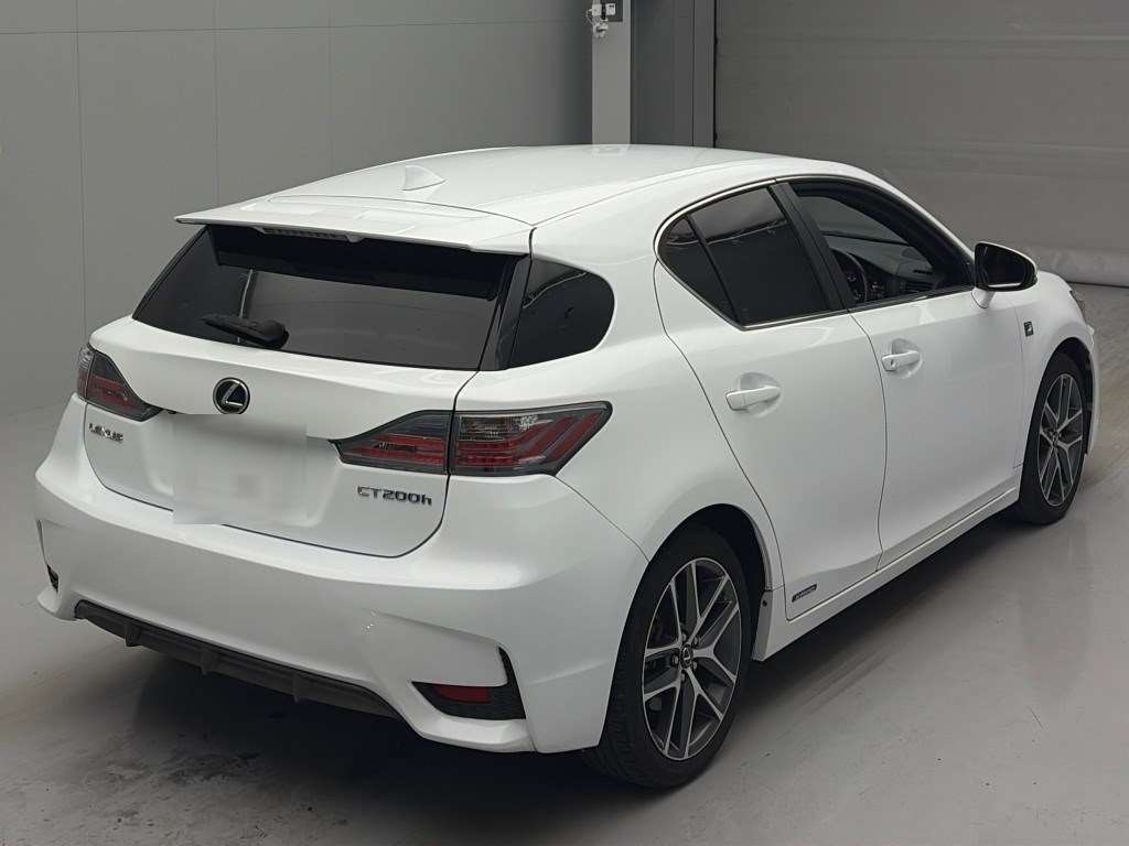 LEXUS CT200H