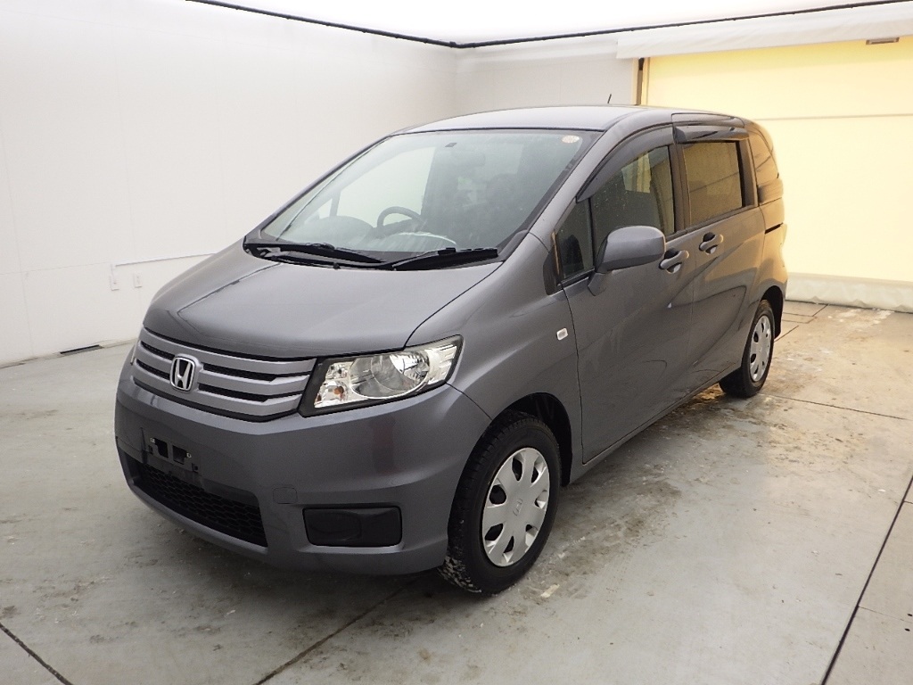 HONDA FREED SPIKE