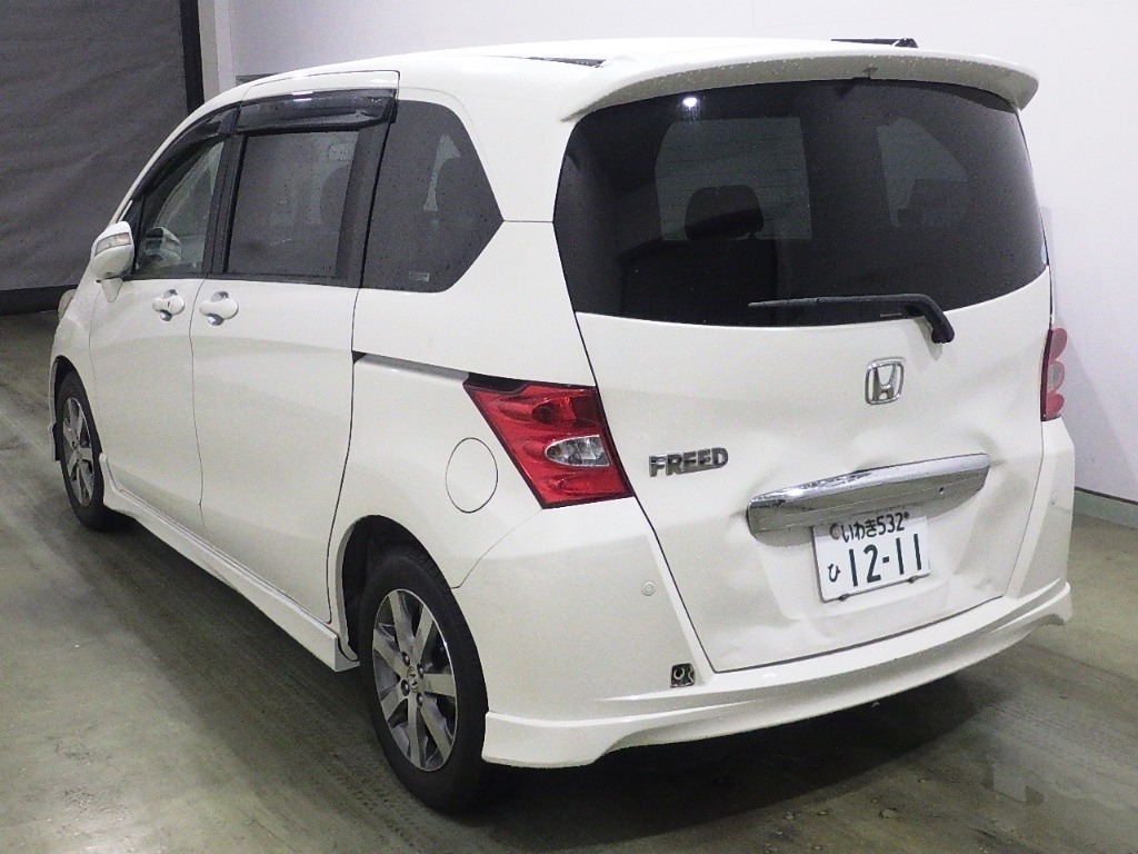 HONDA FREED