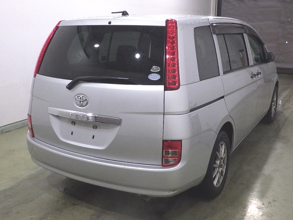 TOYOTA ISIS