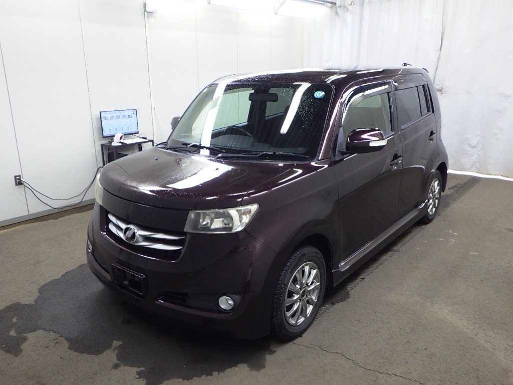 TOYOTA BB