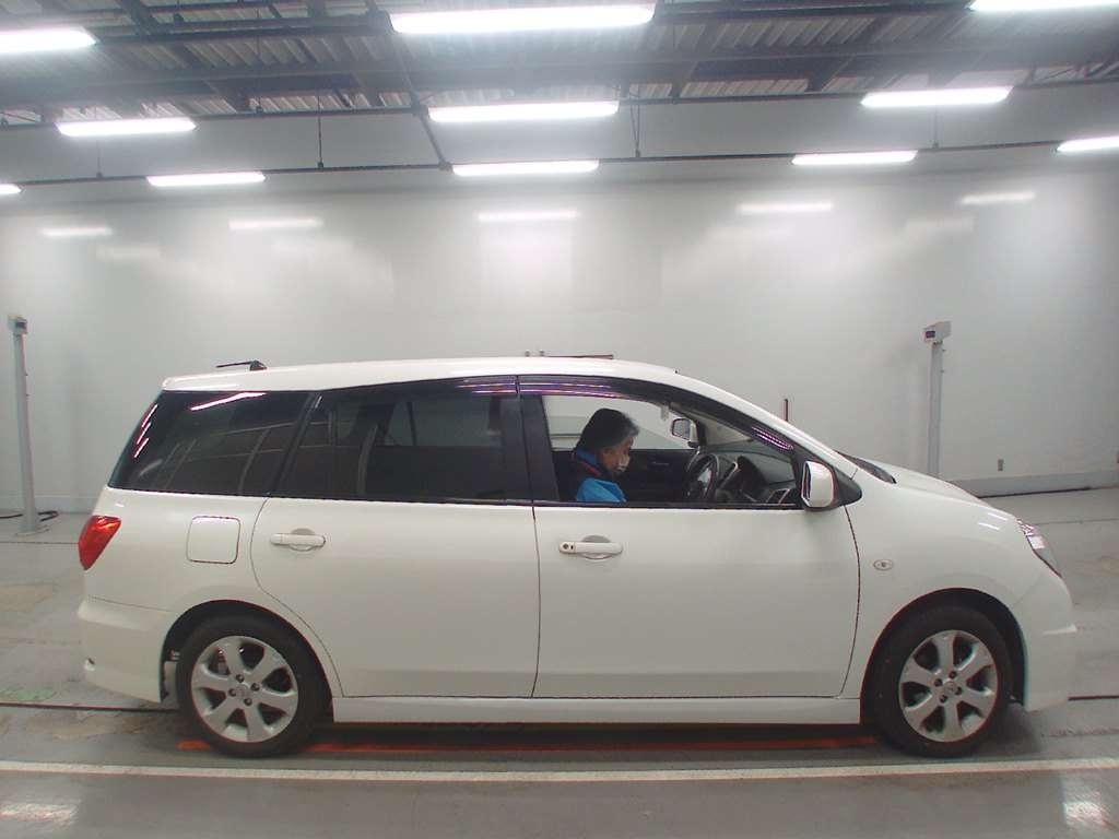 NISSAN WINGROAD