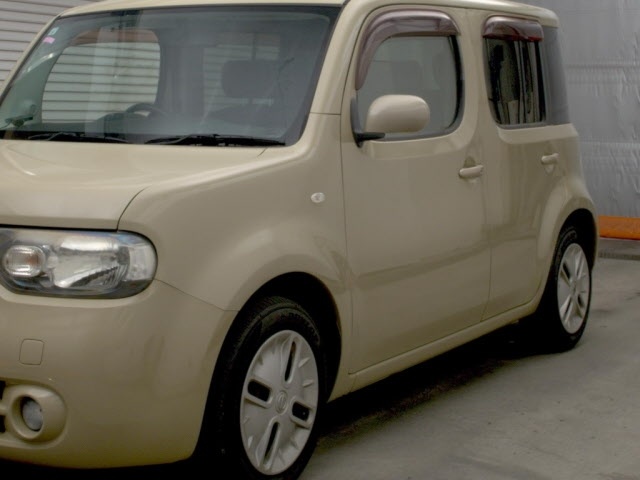 NISSAN CUBE