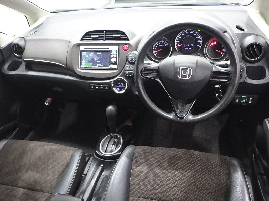 HONDA FIT SHUTTLE
