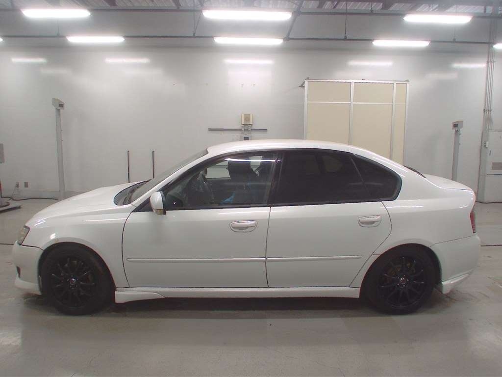 SUBARU LEGACY B4