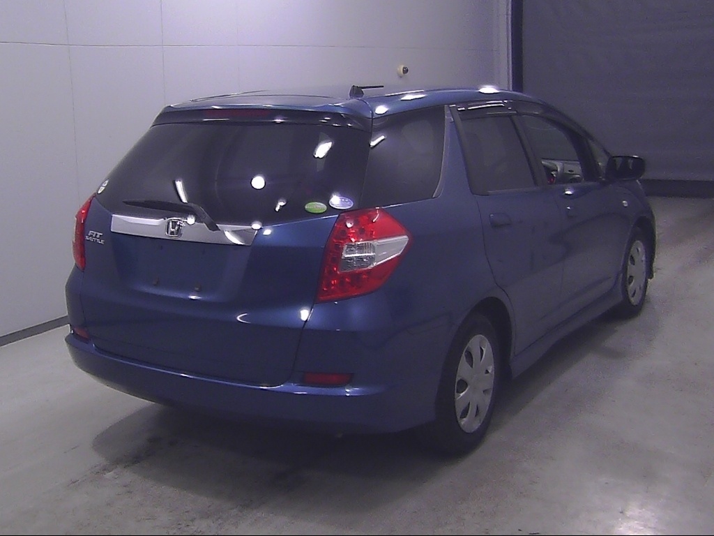 HONDA FIT SHUTTLE