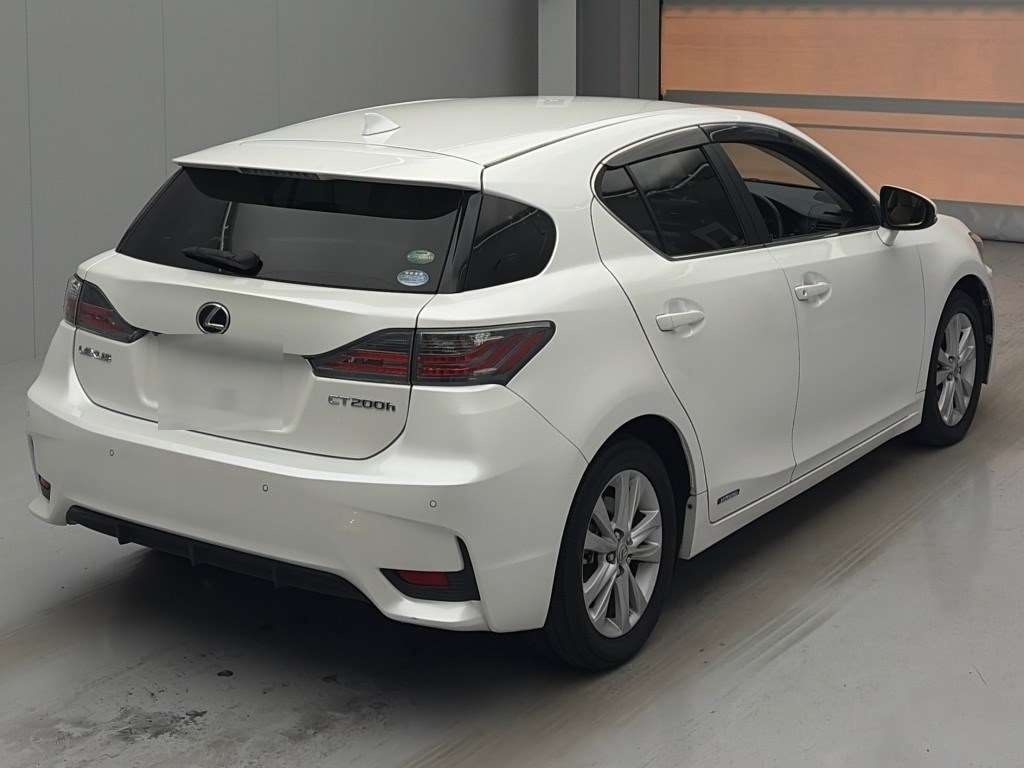 LEXUS CT200H