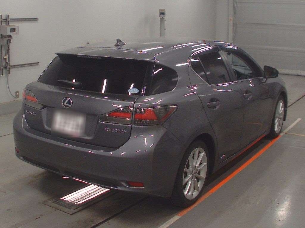 LEXUS CT200H