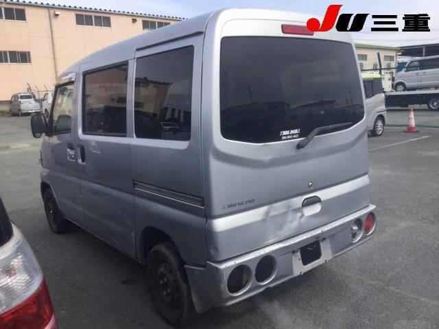 NISSAN CLIPPER